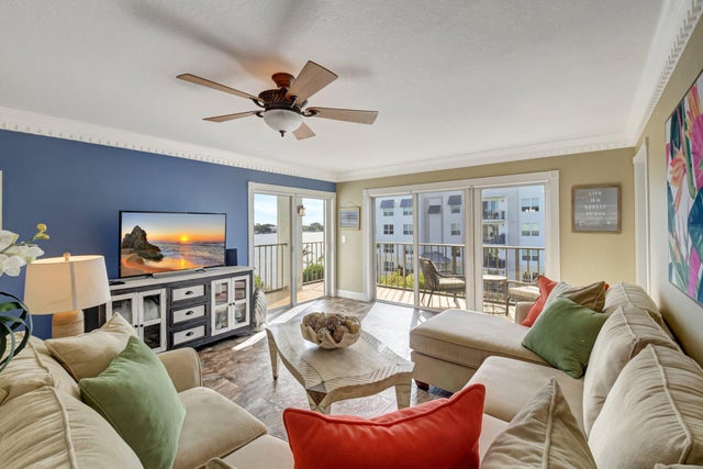 1 of 40 - 1206 S Lake Dr #504, Lantana, FL