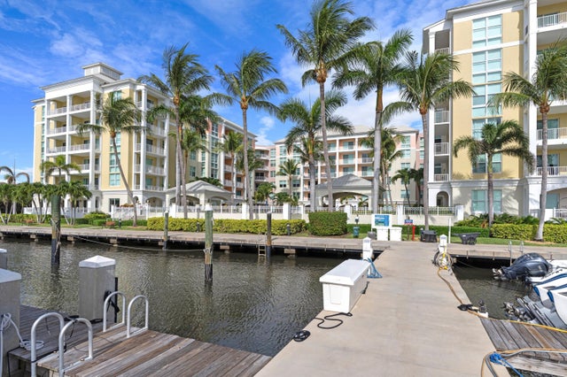 1 of 41 - 802 W Windward Way #217, Lantana, FL