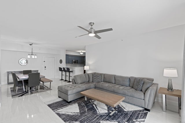 2 of 41 - 802 W Windward Way #217, Lantana, FL