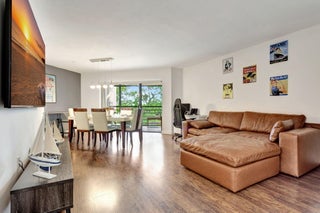 Photo of Listing #RX-11105310