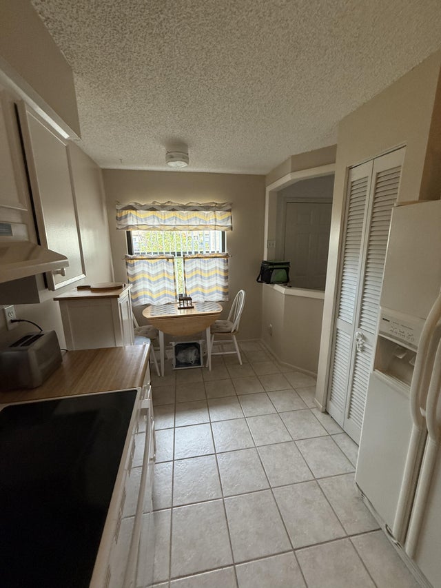 4 of 8 - 6006 Indrio Road #4, Fort Pierce, FL