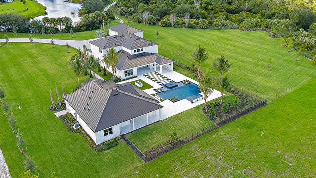 1 of 54 - 19505 Se Turnbridge Drive, Jupiter, FL