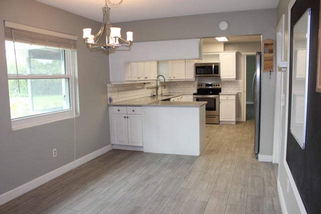 4 of 17 - 2432 Se St Lucie Boulevard, Stuart, FL