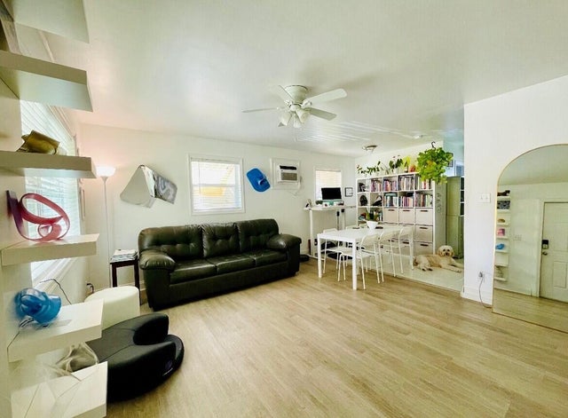 2 of 8 - 921 32nd Street, West Palm Beach, FL