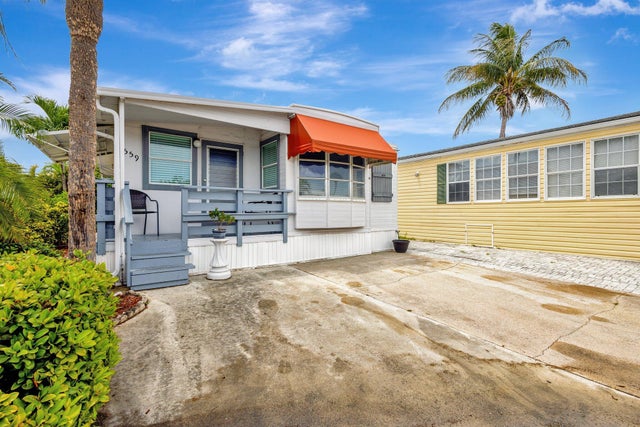 4 of 36 - 559 Nettles Boulevard, Hutchinson Island, FL