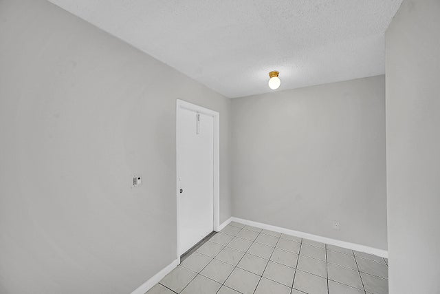 5 of 40 - 121 Puffin Court, Royal Palm Beach, FL