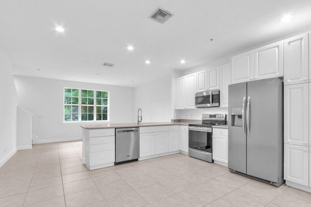 3 of 19 - 119 Osceola Lane, Jupiter, FL