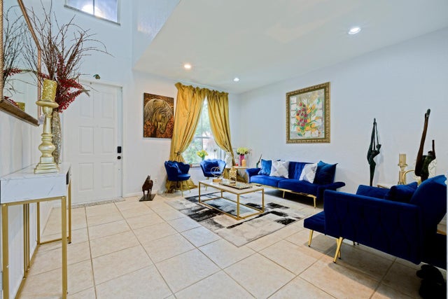 5 of 30 - 4043 Lake Tahoe Circle, West Palm Beach, FL