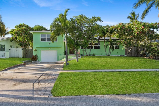 2 of 32 - 1320 Ontario Drive, Lake Worth, FL