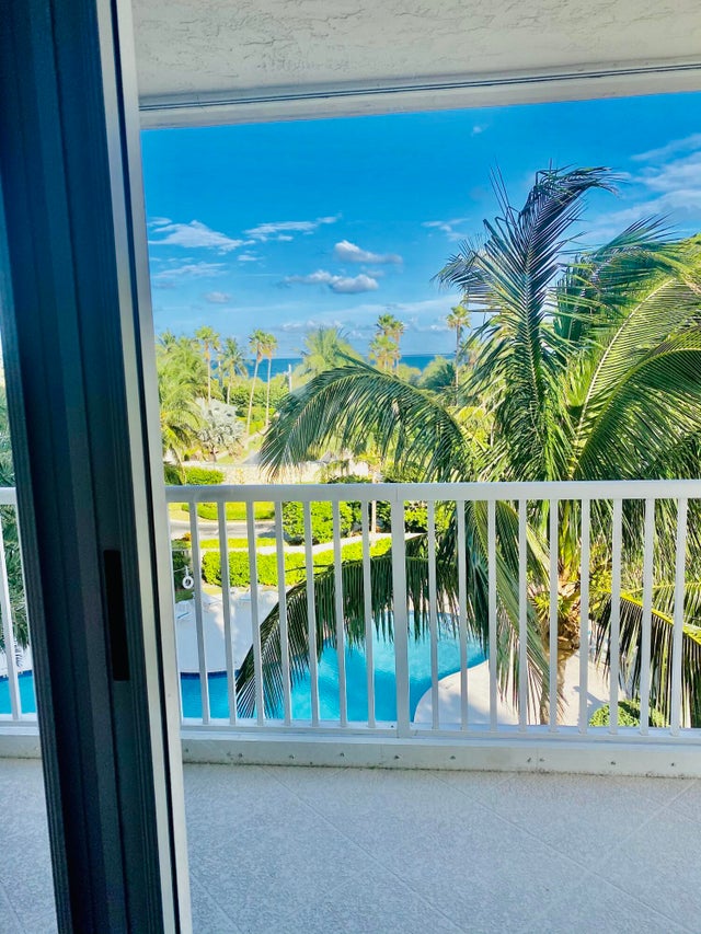 3 of 26 - 5049 N Highway A1a #402, Hutchinson Island, FL