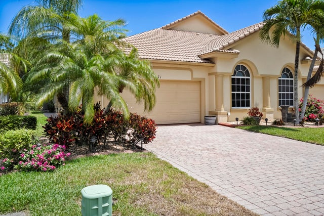 871 Nw Red Pine Way, Jensen Beach