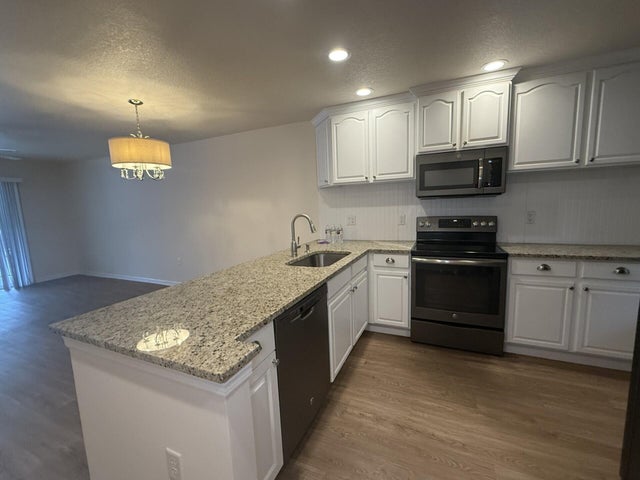 5 of 20 - 2302 Sunrise Boulevard #203, Fort Pierce, FL