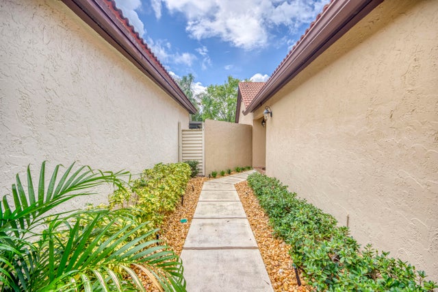 4 of 31 - 85 Ironwood Way N, Palm Beach Gardens, FL