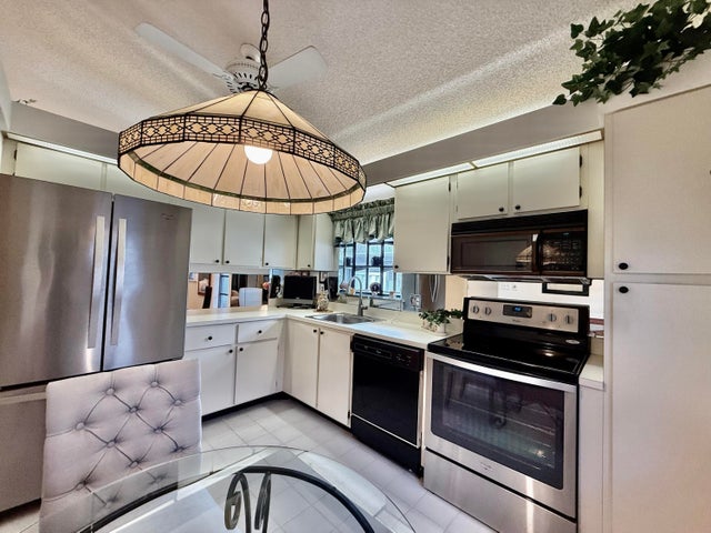 4 of 19 - 8620 Jasmine Way, Boca Raton, FL