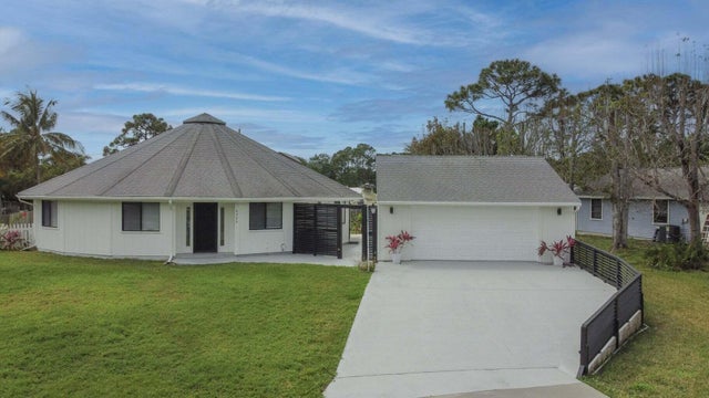 1 of 47 - 6300 Se Phillips Bend Avenue, Stuart, FL