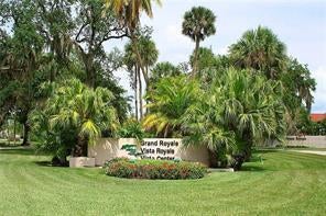 4 of 7 - 60 Woodlands Drive #104, Vero Beach, FL