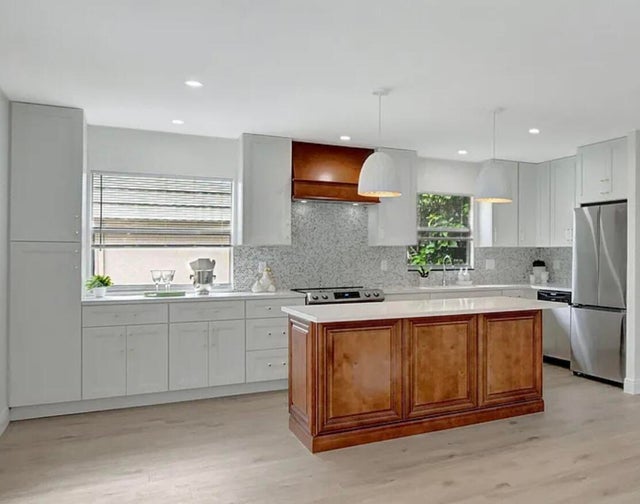 2 of 12 - 556 Monaco L, Delray Beach, FL