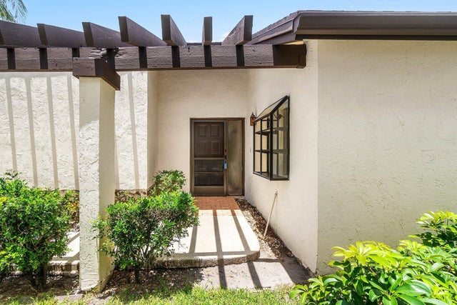 5 of 40 - 4932 Boxwood Circle, Boynton Beach, FL