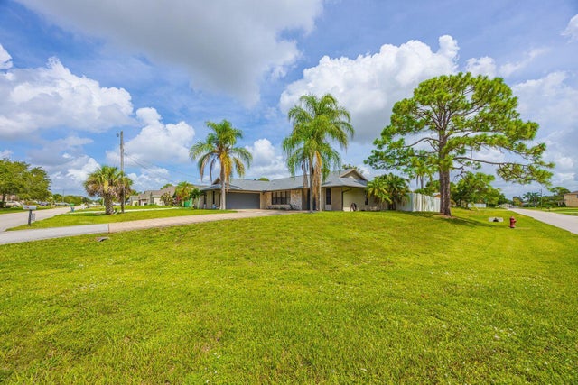 2 of 24 - 101 Sw Chapman Avenue, Port Saint Lucie, FL