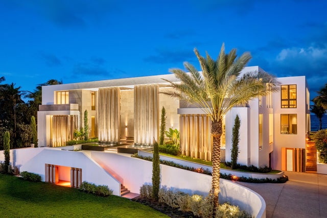 3 of 37 - 1460 S Ocean Boulevard, Manalapan, FL