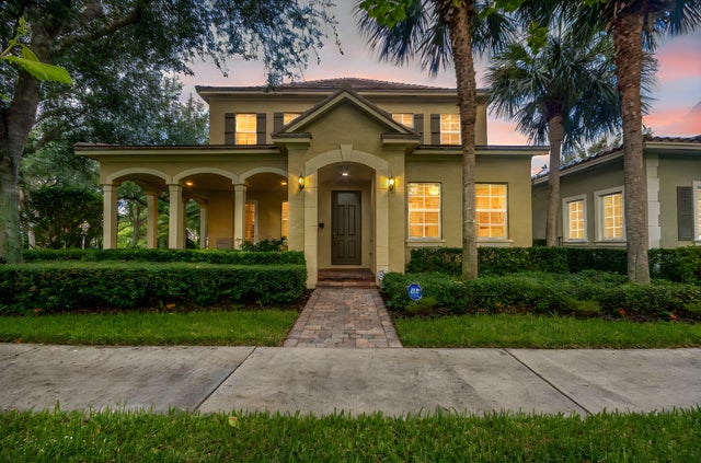 1 of 27 - 118 Foxford Court, Jupiter, FL