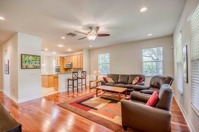 4 of 27 - 118 Foxford Court, Jupiter, FL