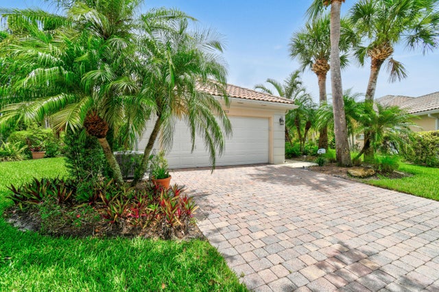 2 of 94 - 8903 Se Hawks Nest Court, Hobe Sound, FL