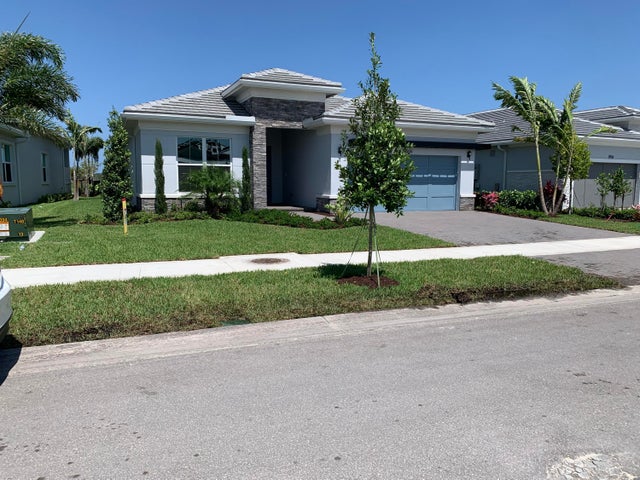 1 of 1 - 9998 Regency Way, Palm Beach Gardens, FL