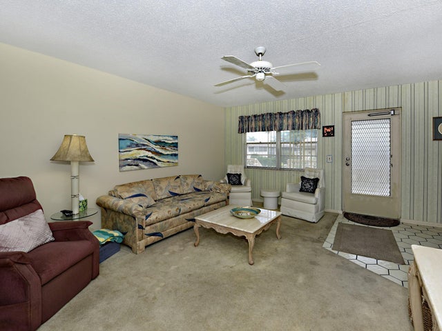 3 of 15 - 90 Hastings F, West Palm Beach, FL