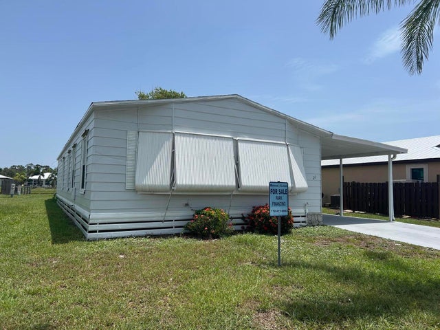 1 of 10 - 21 Arboles Del Norte, Fort Pierce, FL