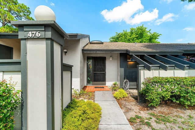 1 of 28 - 476 Lynbrook Court, Royal Palm Beach, FL
