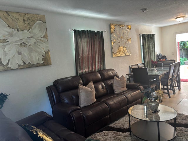 3 of 26 - 633 48th Street, West Palm Beach, FL