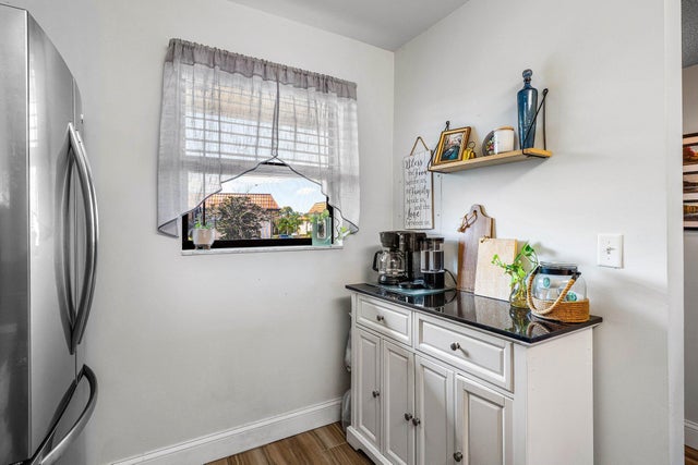 5 of 21 - 7142 Golf Colony Court #203, Lake Worth, FL