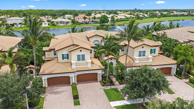 2 of 30 - 115 Tresana Boulevard #35, Jupiter, FL