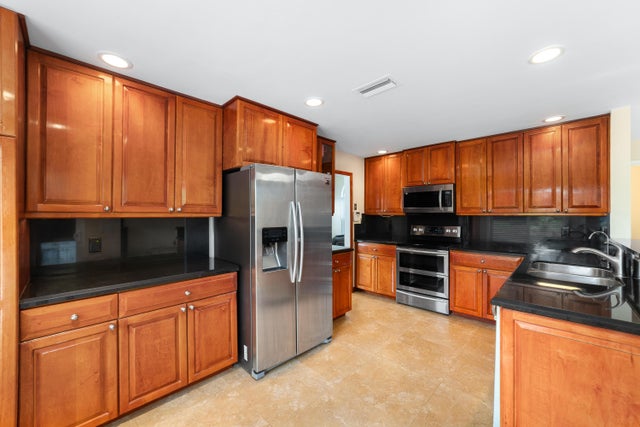1 of 34 - 2890 Nw 69th Avenue, Margate, FL