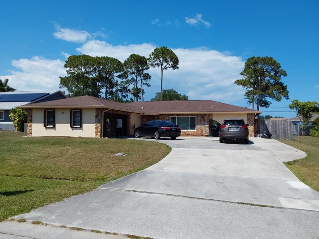 Photo of Listing #RX-11105940