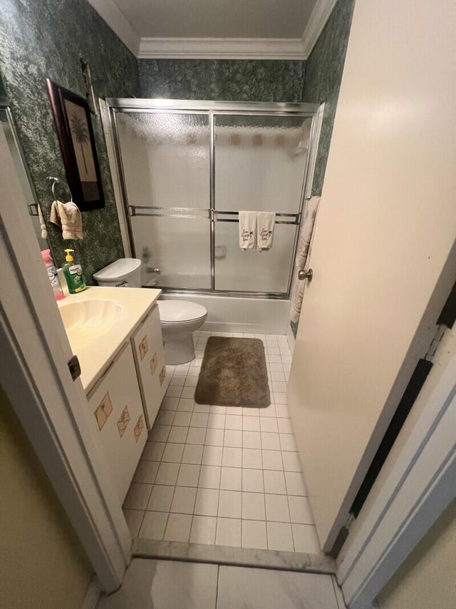 5 of 6 - 8182 Springtree Road, Boca Raton, FL