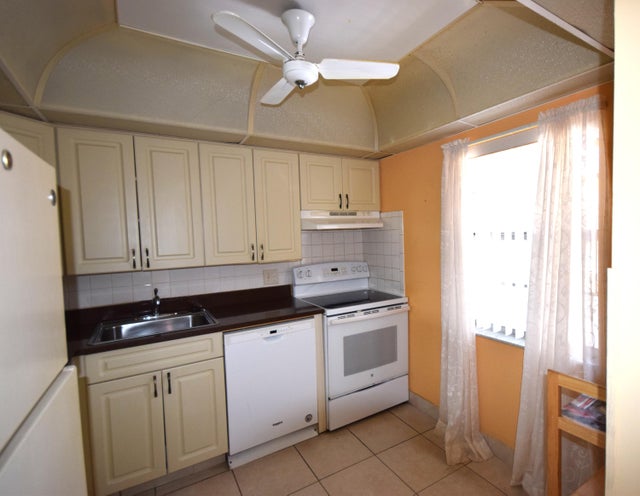 2 of 18 - 1055 Country Club Drive #206, Margate, FL