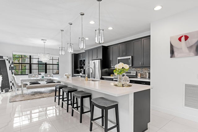 3 of 34 - 614 Windward Circle S, Boynton Beach, FL