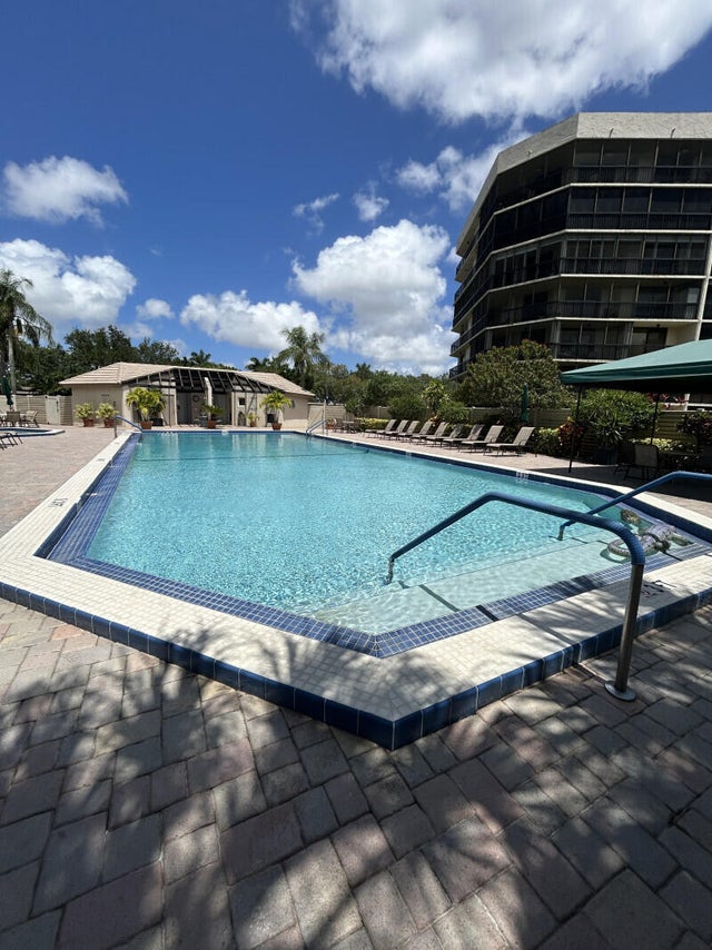 2 of 29 - 5257 Fountains Drive S #105, Lake Worth, FL