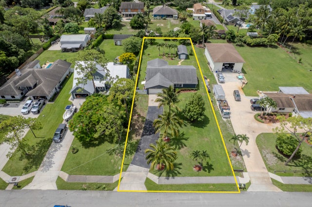 4 of 34 - 5324 Canal Drive, Lake Worth, FL