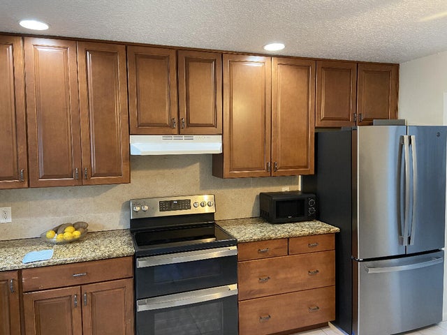 3 of 17 - 9112 Pine Springs Drive, Boca Raton, FL