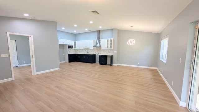 4 of 14 - 790 Nw 42nd Place, Deerfield Beach, FL