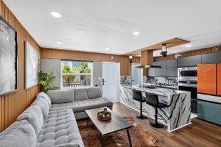 Photo of Listing #RX-11106058