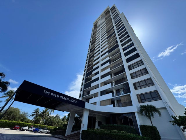 1 of 18 - 5600 N Flagler Drive #906, West Palm Beach, FL