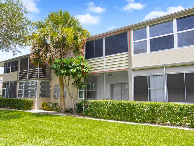 4 of 38 - 302 Norwich M #302, West Palm Beach, FL