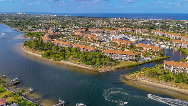 4 of 30 - 2101 Marina Isle Way #404, Jupiter, FL
