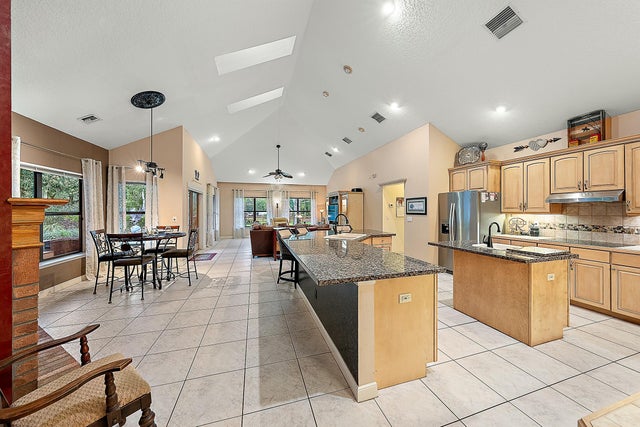 2 of 37 - 14370 Caloosa Boulevard, Palm Beach Gardens, FL