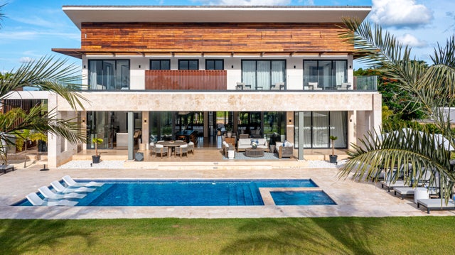 1 of 13 - 2 Flamboyanes, Casa de Campo, Dominican Republic