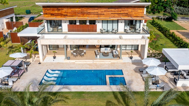 2 of 13 - 2 Flamboyanes, Casa de Campo, Dominican Republic